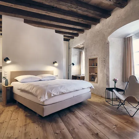 Hotel Kontor 3*