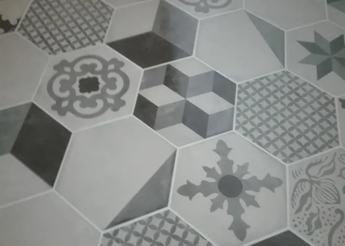 Kontor Халль в Триоле