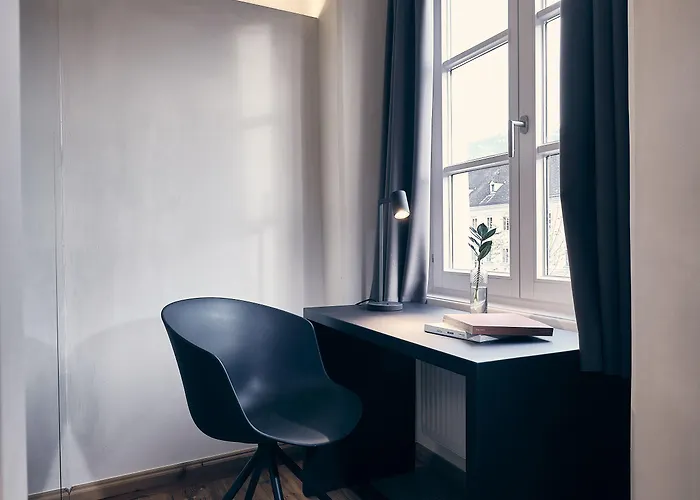 Kontor Халль в Триоле