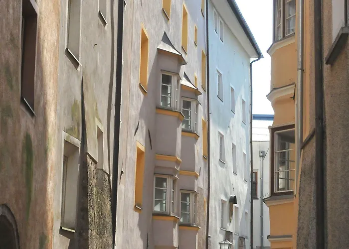 Kontor Отель Халль в Триоле