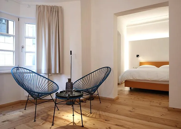 Kontor 3* Халль в Триоле