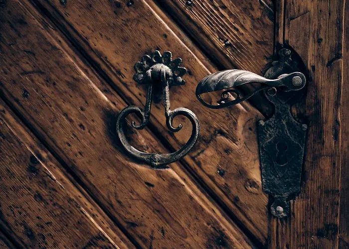 Отель Kontor Халль в Триоле